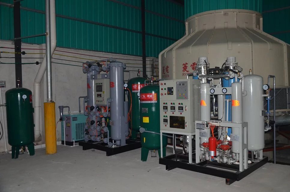 某電子(zǐ)材料企業(yè)300立方，純度(dù)99.999%制氮機使(shǐ)用現場